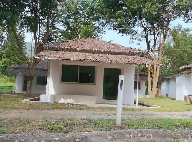 ริมธาร Guest house *